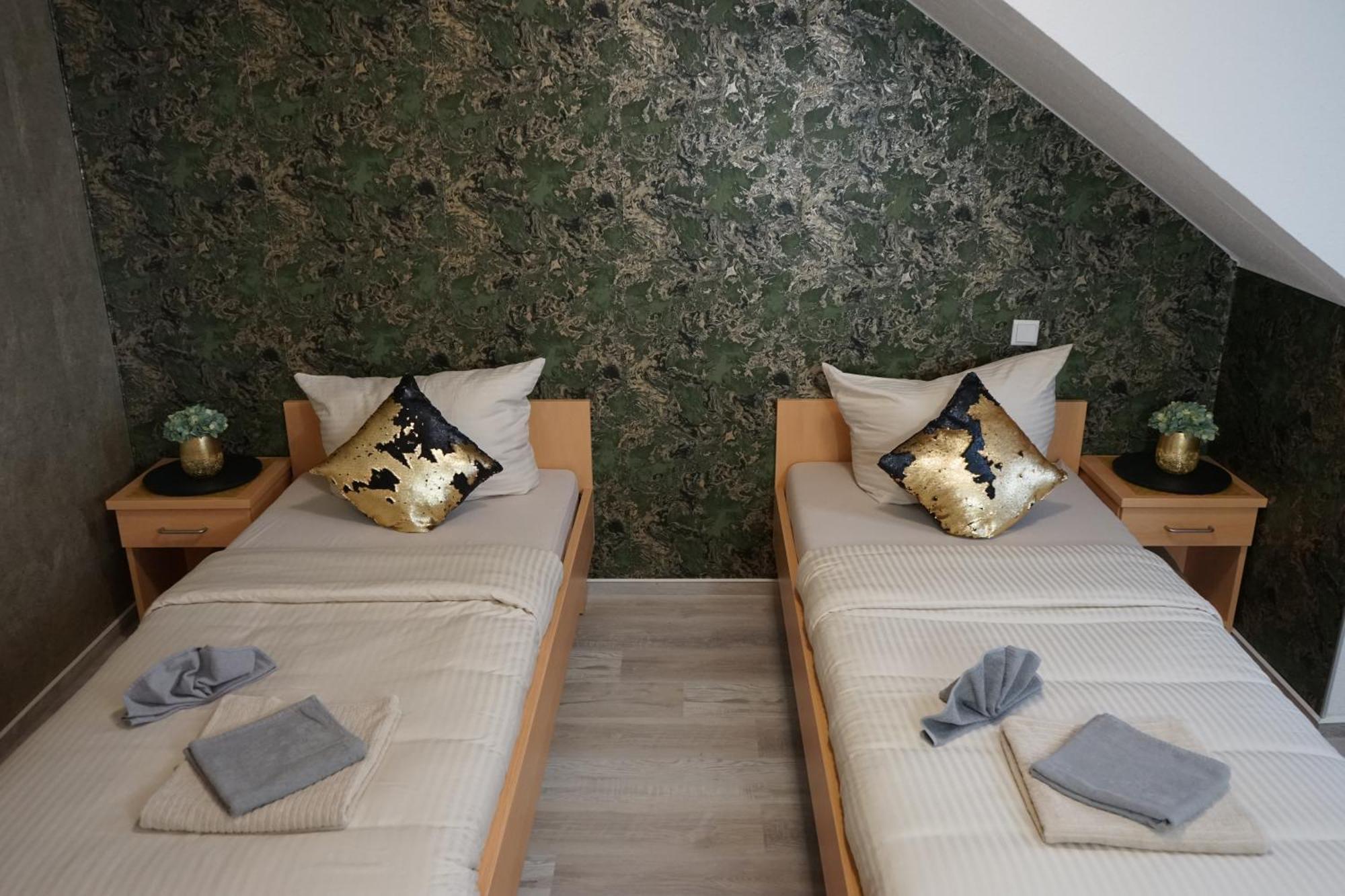 Hotel Hubertushof Lichtenau  المظهر الخارجي الصورة