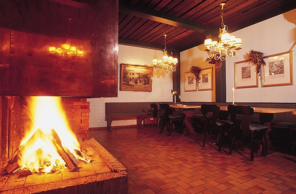 Hotel Hubertushof Lichtenau  المطعم الصورة